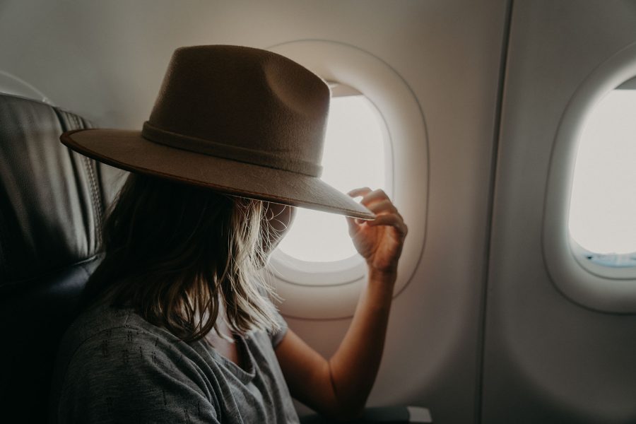 femme voyageant seule